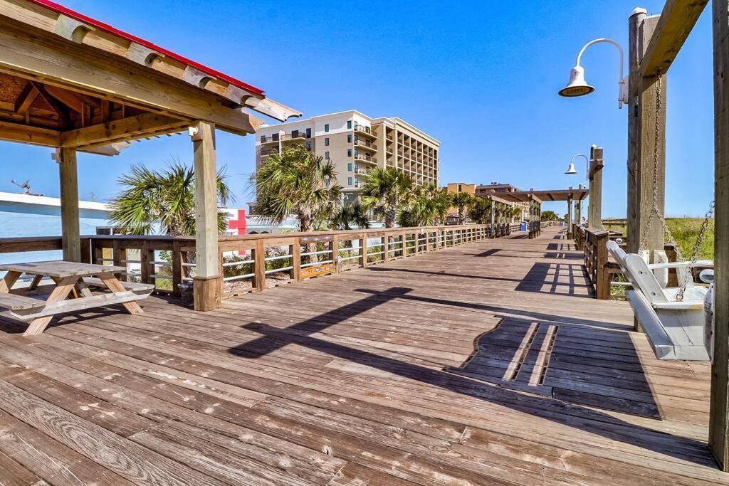 Apartament Oceanfront * Pool * Elevator * Boardwalk Carolina Beach Zewnętrze zdjęcie