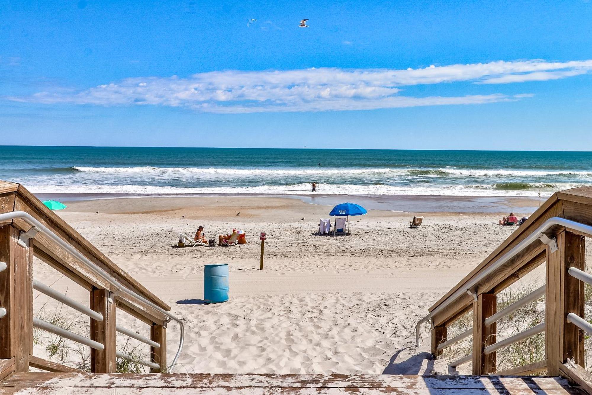 Apartament Oceanfront * Pool * Elevator * Boardwalk Carolina Beach Zewnętrze zdjęcie